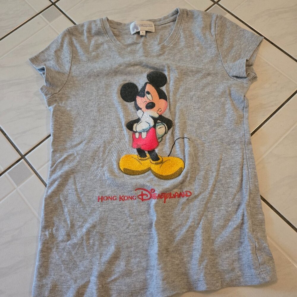 Disneyland Hong Kong Mickey Mouse Graphic T-Shirt M